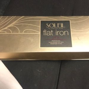 SOLEIL FLAT IRON